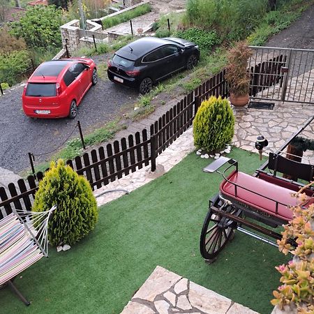 Petra Thea Villa Karítaina Exteriör bild